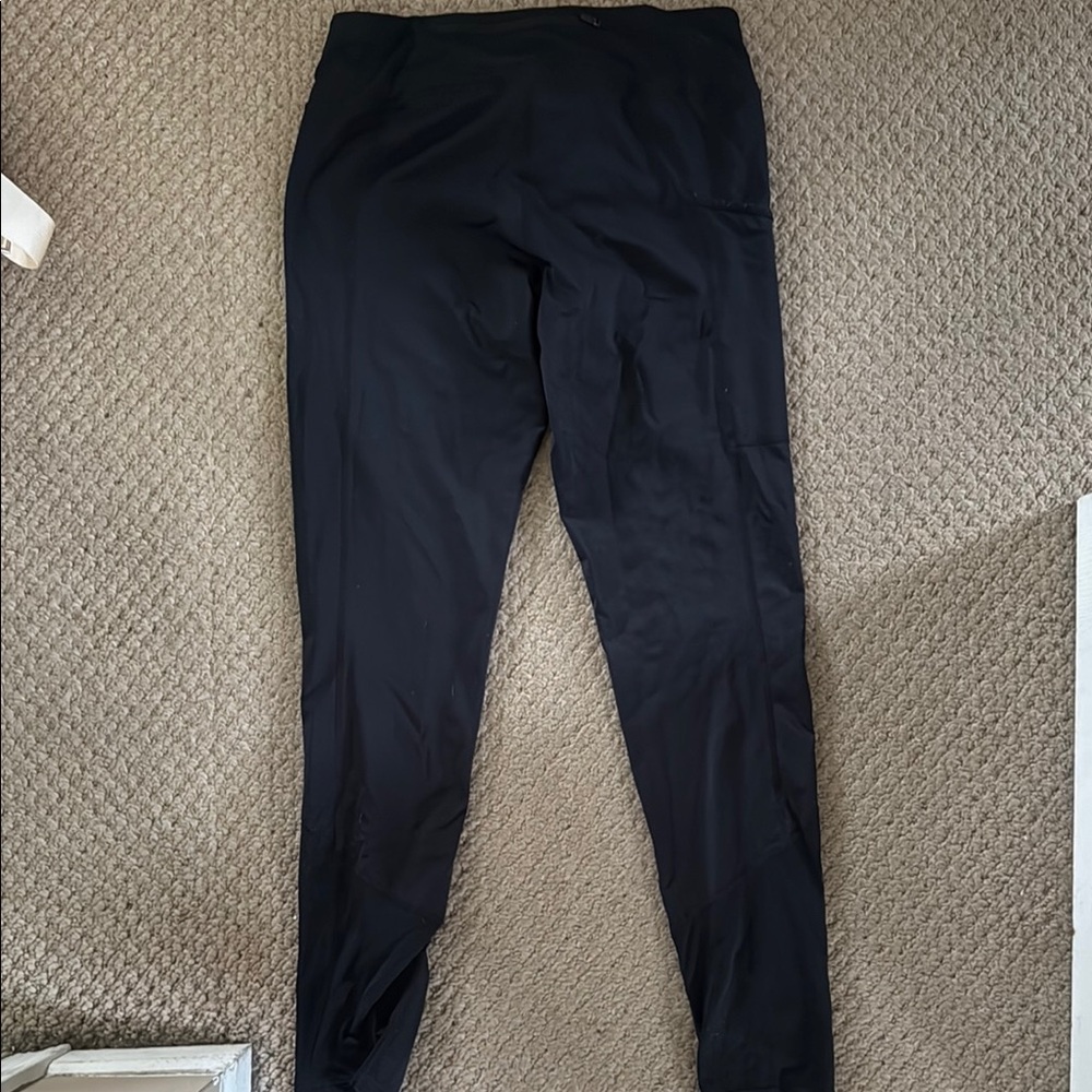 Nike Black Athletic Leggings - Picture 2 of 7